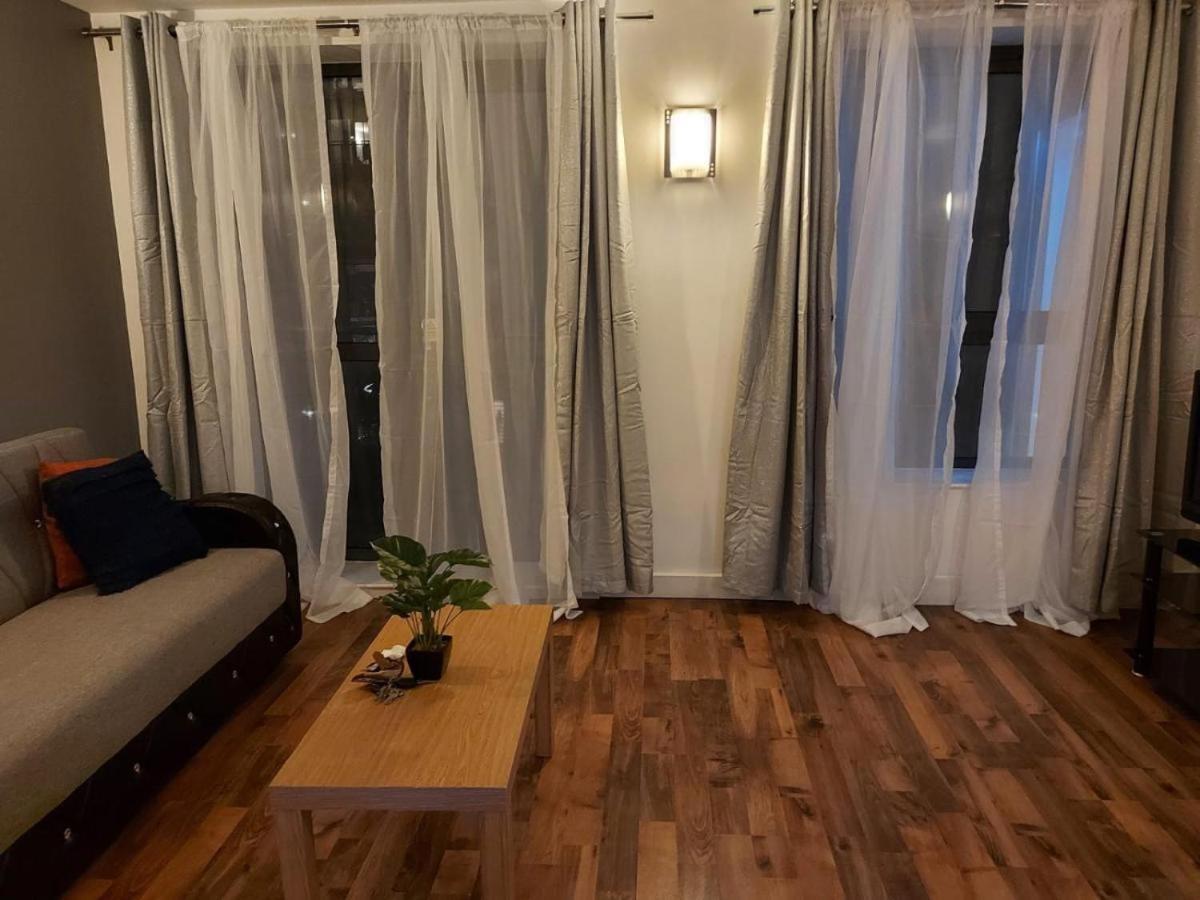 City Apartment In Great Location With A Balcony & Parking Possible - West One Sheffield Extérieur photo